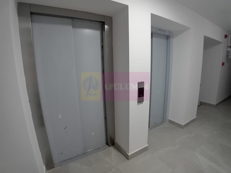 Vanzare garsoniera in zona Basarabia-metrou, bloc nou, parcare